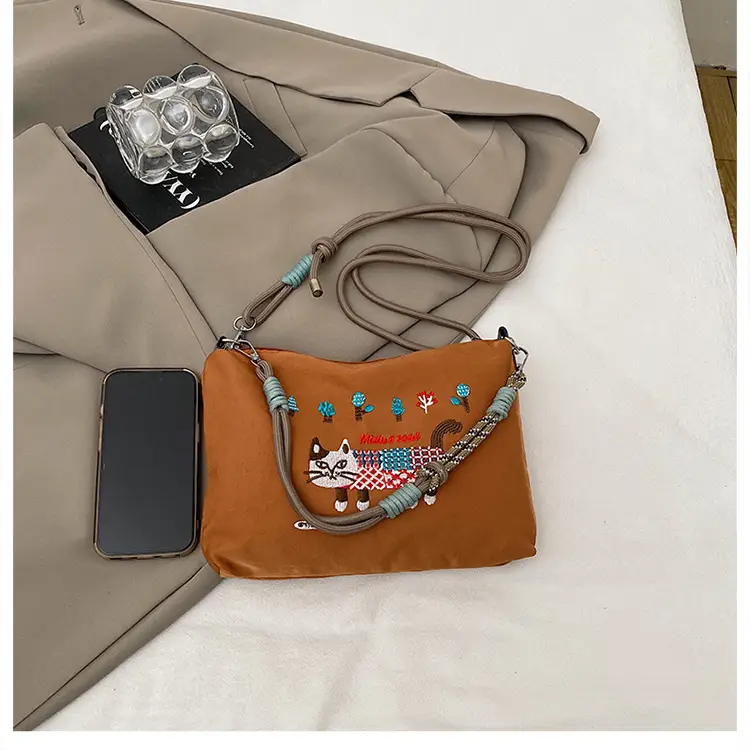 Japanese Style Embroidered Cat Tote Bag Black Waterproof — feature 14