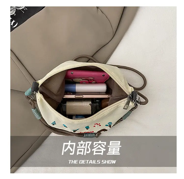 Japanese Style Embroidered Cat Tote Bag Black Waterproof — feature 2