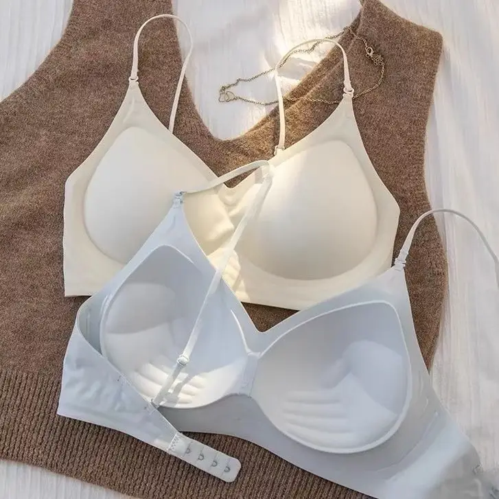 Comic Push-Up Seamless Bra for Women with Spaghetti Straps, Waist-Revealing, Fixed Palm Cup, Breathable, Beautiful Back, No Rims Bra