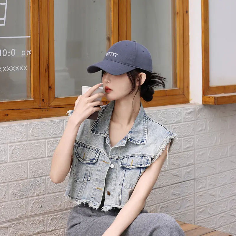 Men's Grey Embroidered Baseball Cap with Large Brim — feature 9