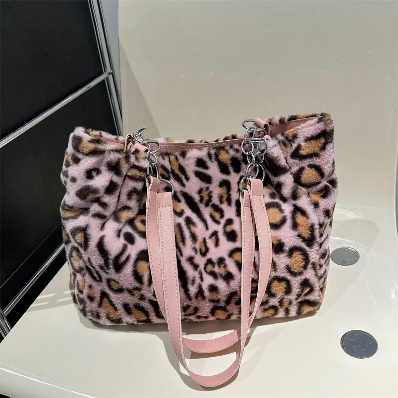 Leopard Print Plush Chain Bag Women's Casual Shoulder Bag - Image 2