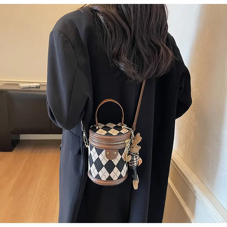 Trendy Women's 2-Piece Checkered Shoulder Bag Set — feature 16
