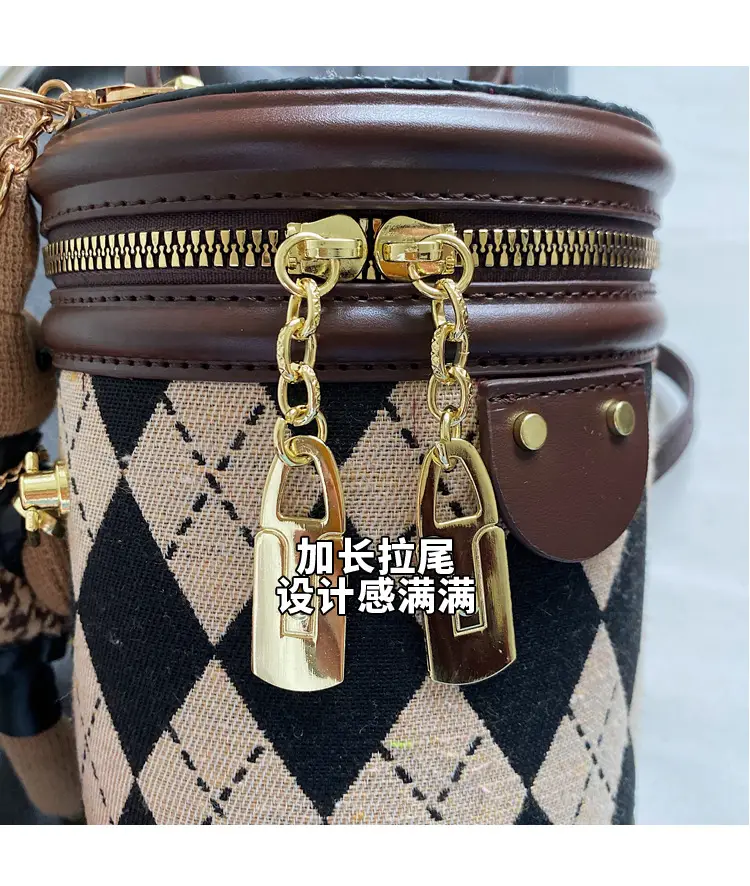 Trendy Women's 2-Piece Checkered Shoulder Bag Set — feature 7