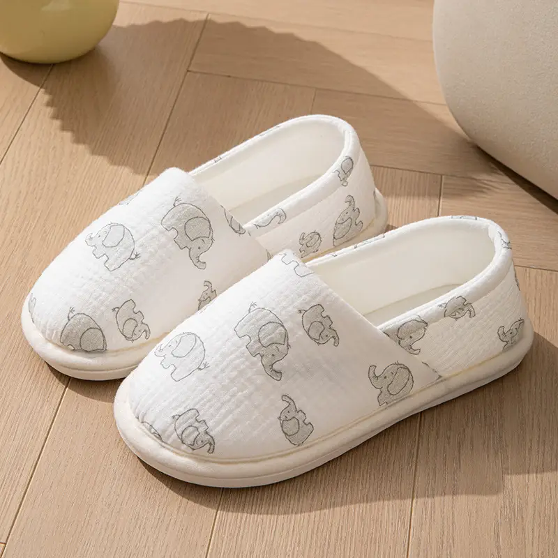 New Cartoon Maternity Slippers with Heel Cover, Cotton Slippers for Women, Autumn and Winter Indoor Non-Slip Warm Home Cotton Shoes for Women, All Seasons