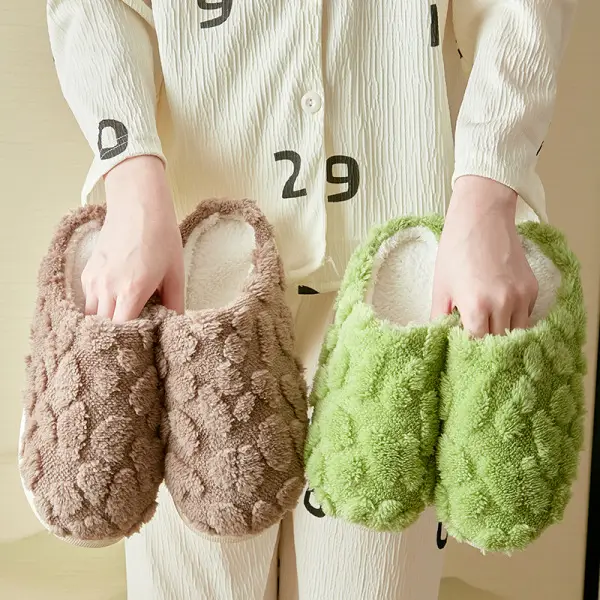 In-Stock Wholesale 2026 New Autumn and Winter Couple and Family Home Plush Closed-Toe Slippers with a Super Soft and Warm Feel