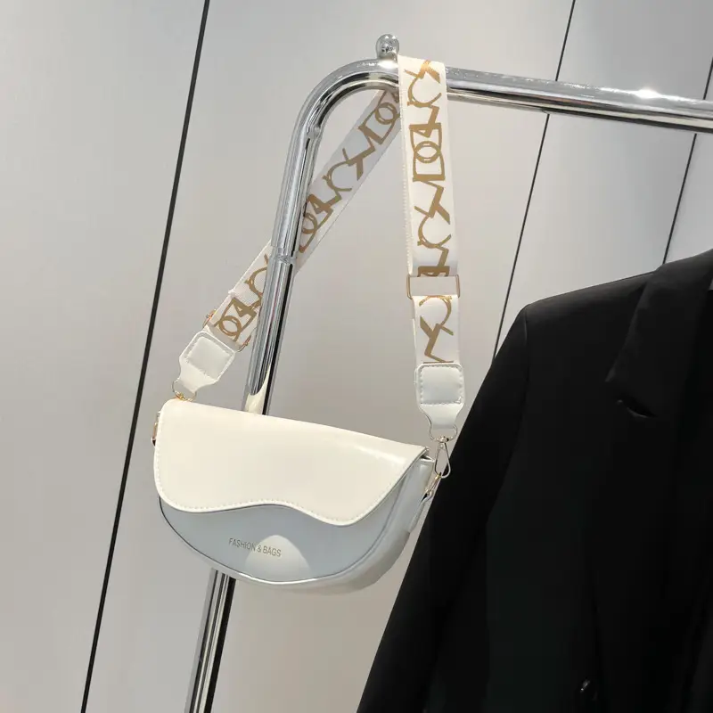 Korean Style Saddle Bag with Retro Strap 2024 - Image 2