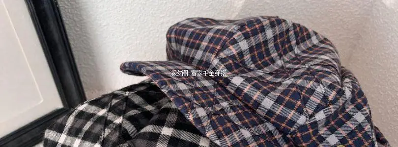British Retro Plaid Octagonal Hat for Women — feature 18