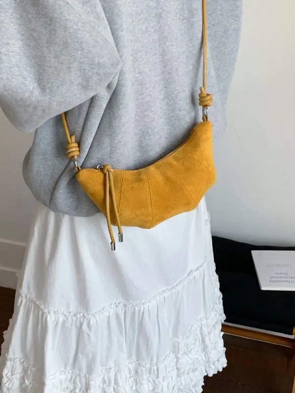 Brown Croissant Shape Women's Crossbody Bag 2026 - Image 10