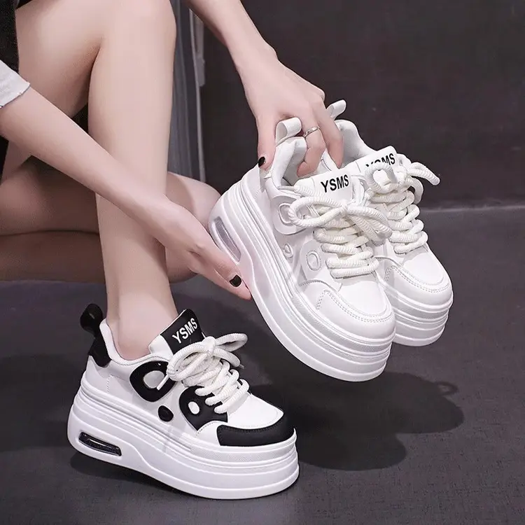 Black and White Panda Shoes for Women 2025 Autum New Style Small 8cm Platform Thick Sole Heightening White Shoes for Sports and Leisure - Image 6