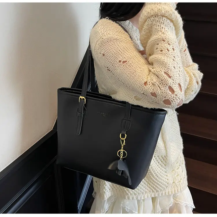 Women Large Capacity Satchel Bag Beige Leather Shoulder Bag — feature 11