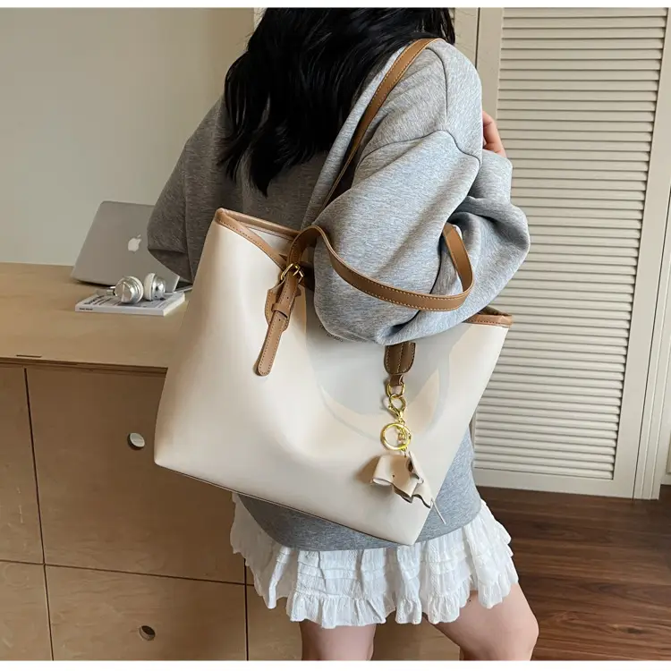 Women Large Capacity Satchel Bag Beige Leather Shoulder Bag — feature 16
