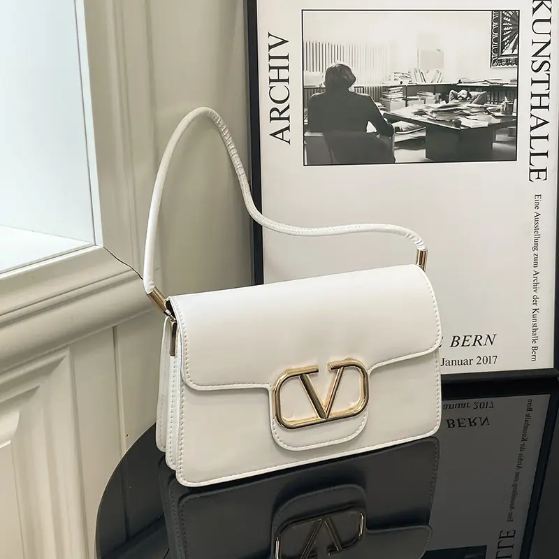 Pink LV Logo Shoulder Bag for Women — feature 13