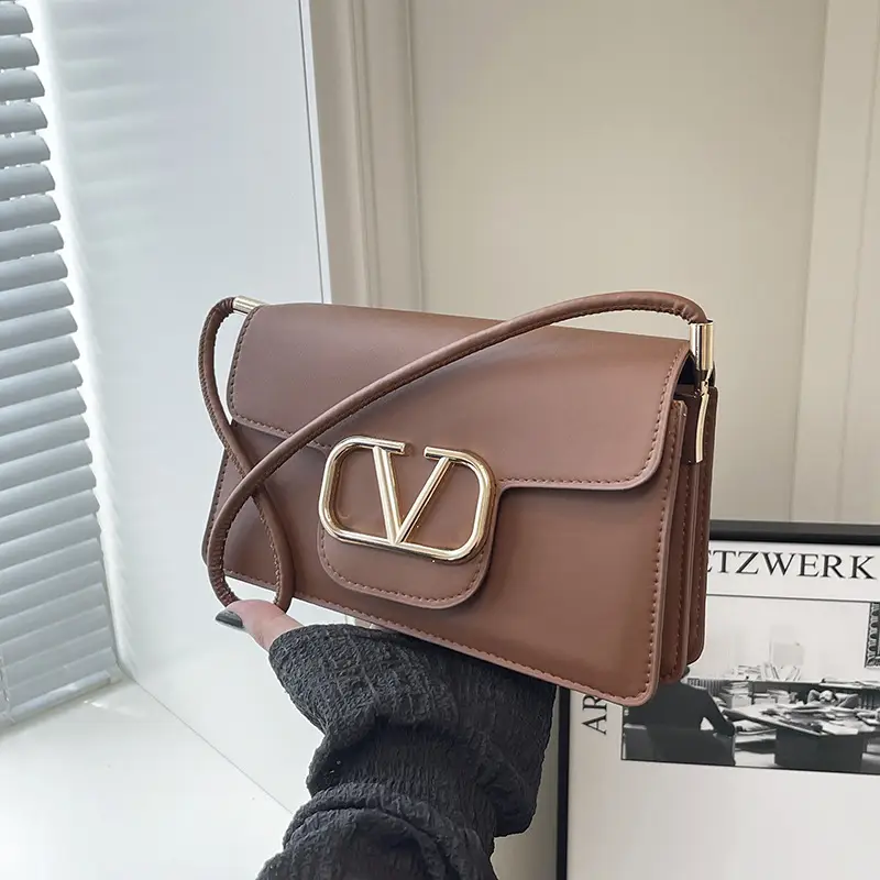 Pink LV Logo Shoulder Bag for Women — feature 14