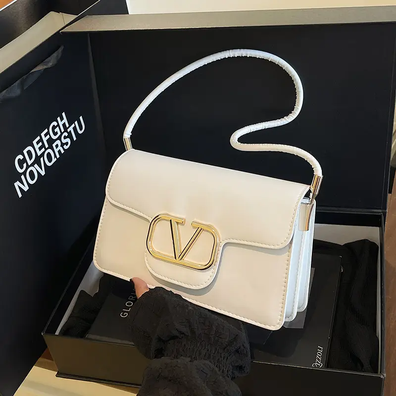 Pink LV Logo Shoulder Bag for Women — feature 18