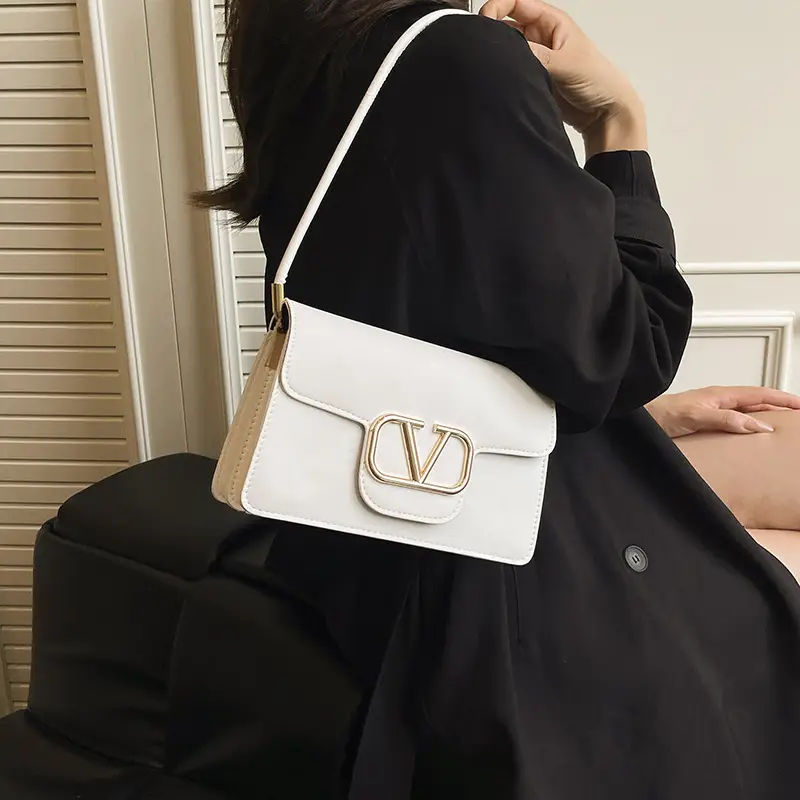 Pink LV Logo Shoulder Bag for Women — feature 2
