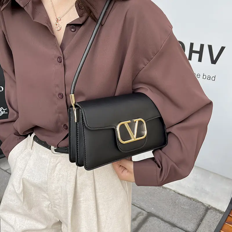 Pink LV Logo Shoulder Bag for Women — feature 28