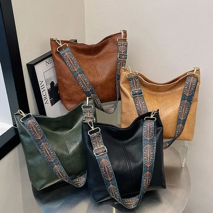 Korean Style Texture Shoulder Crossbody Tote Bag — feature 1