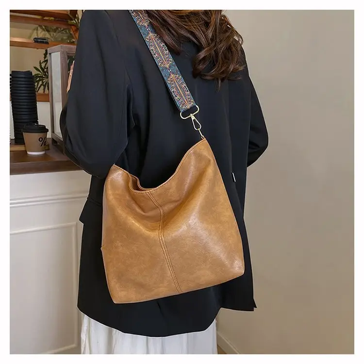 Korean Style Texture Shoulder Crossbody Tote Bag — feature 14