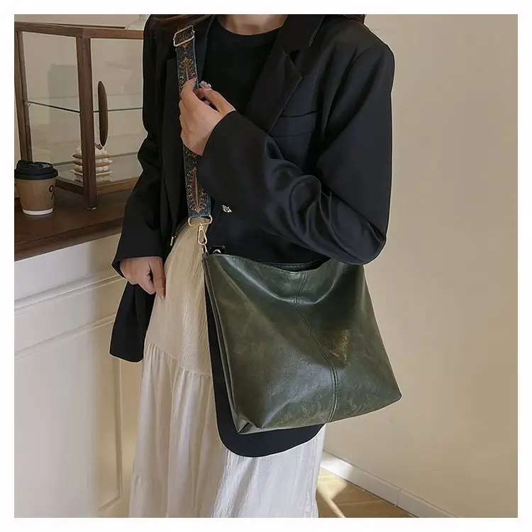 Korean Style Texture Shoulder Crossbody Tote Bag — feature 19