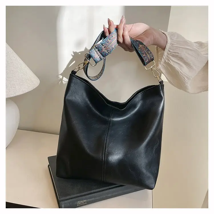 Korean Style Texture Shoulder Crossbody Tote Bag — feature 29