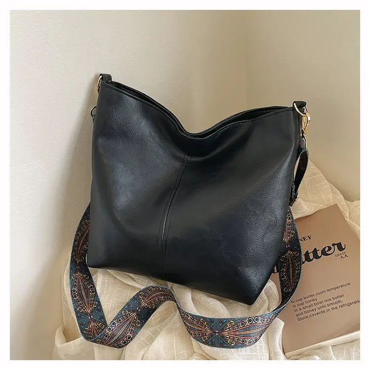 Korean Style Texture Shoulder Crossbody Tote Bag — feature 38