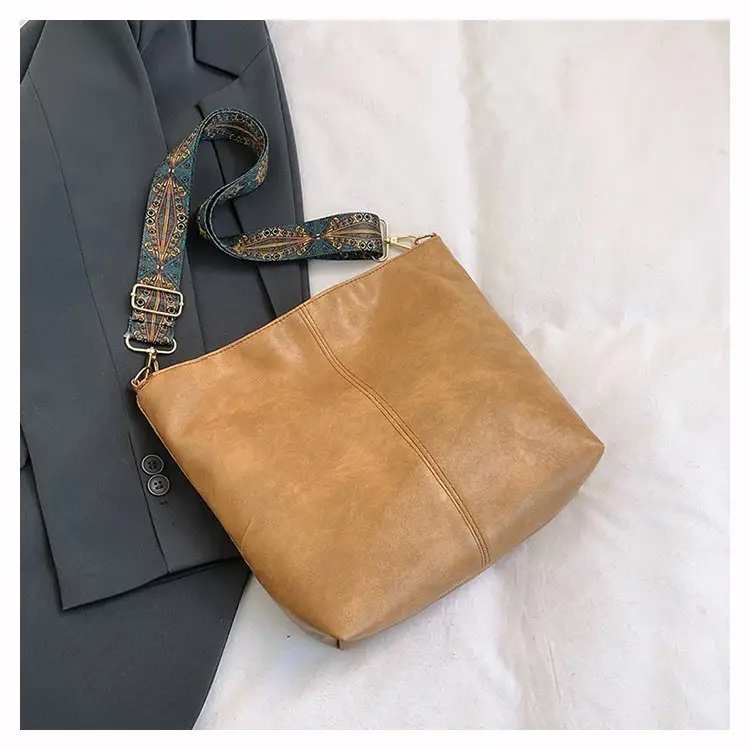 Korean Style Texture Shoulder Crossbody Tote Bag — feature 45