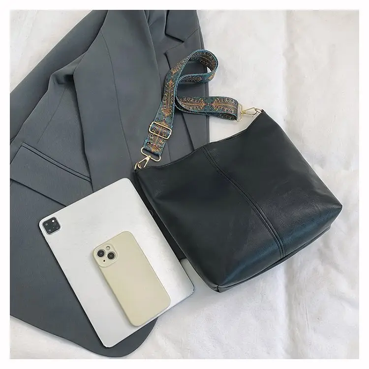 Korean Style Texture Shoulder Crossbody Tote Bag — feature 62