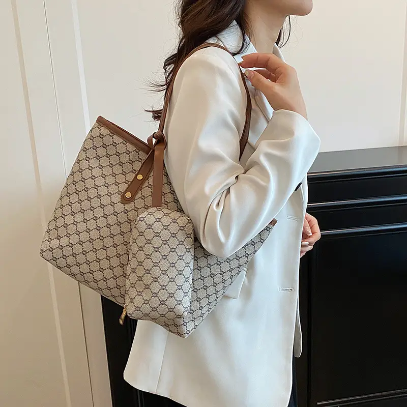 Trendy 2-Piece Women's Patterned Shoulder Bag & Zipper Pouch - Image 5