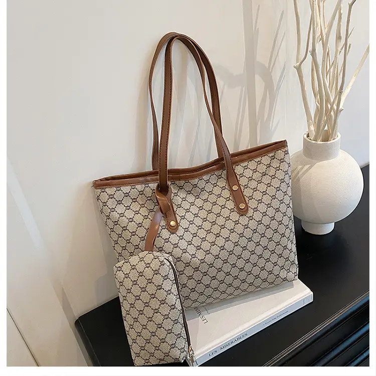 Trendy 2-Piece Women's Patterned Shoulder Bag & Zipper Pouch — feature 13
