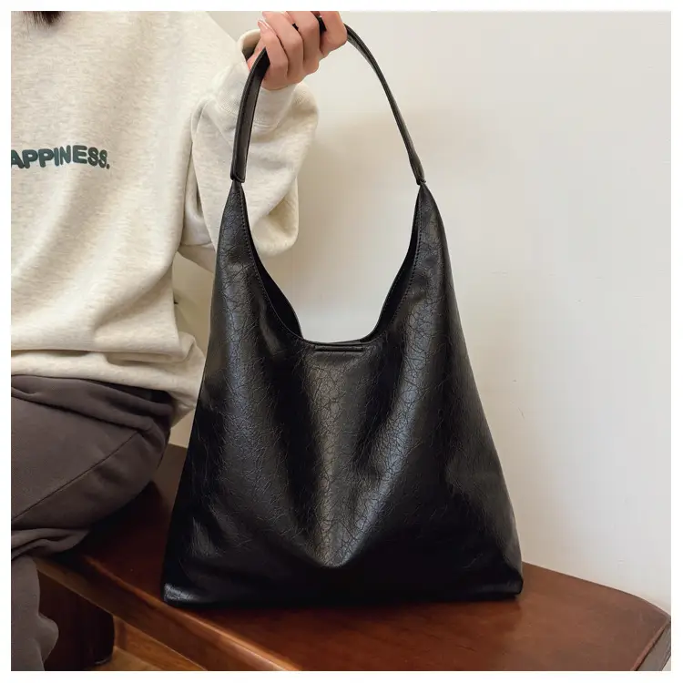 Brown Leather Tote Bag Large Capacity Women Commuter Shoulder Bag — feature 19