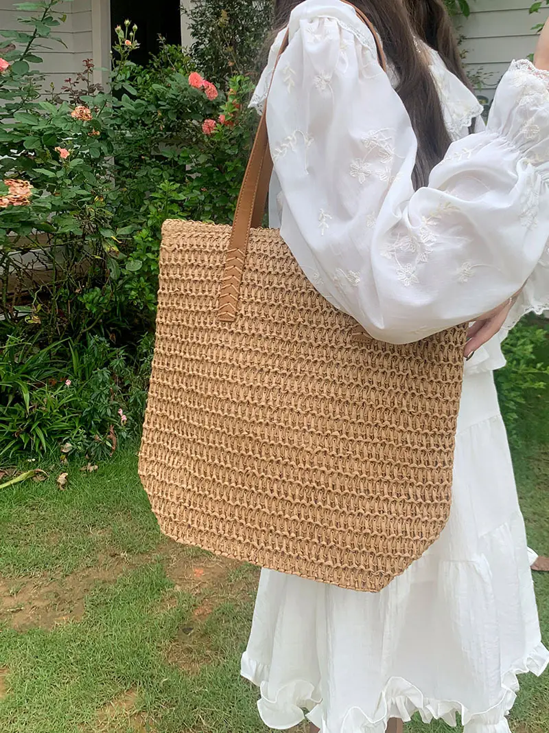 Women Straw Woven Large Cap Bag 2025 — feature 12