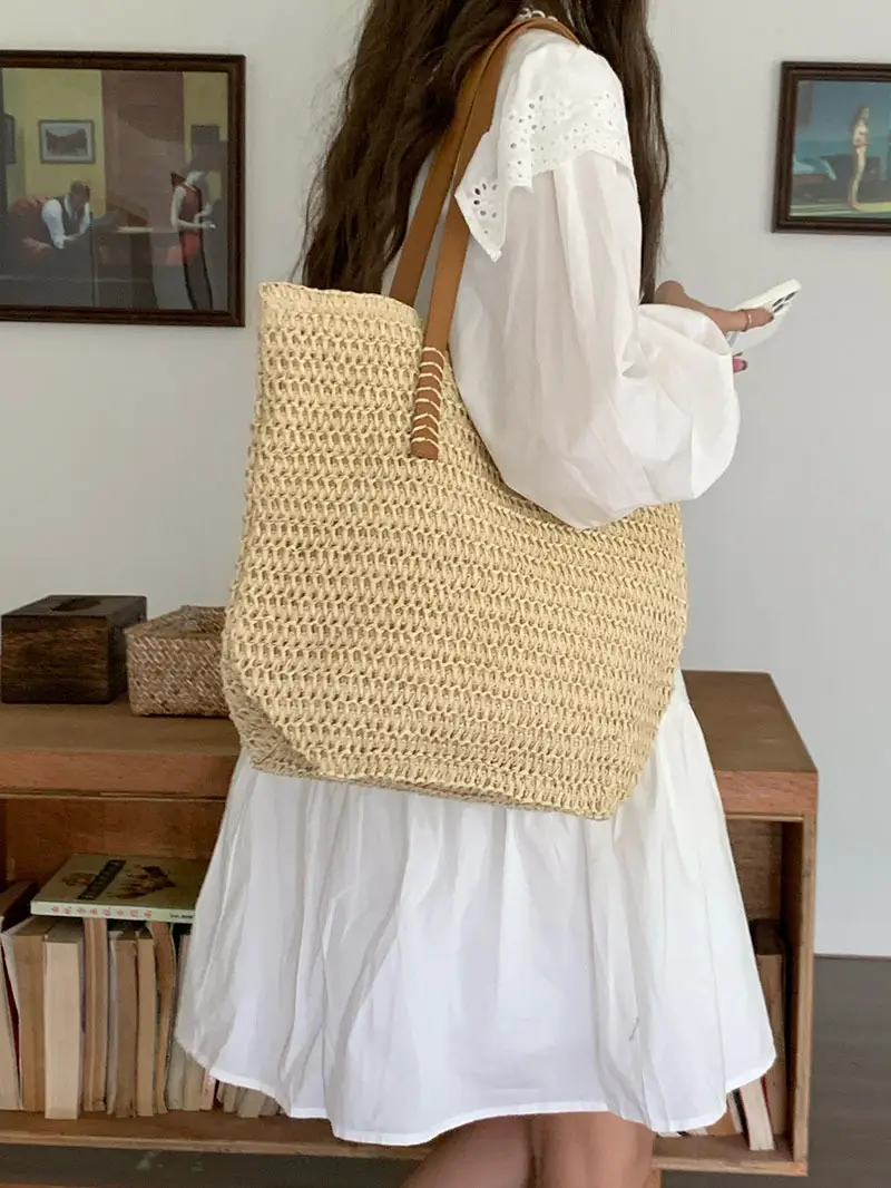Women Straw Woven Large Cap Bag 2025 — feature 2
