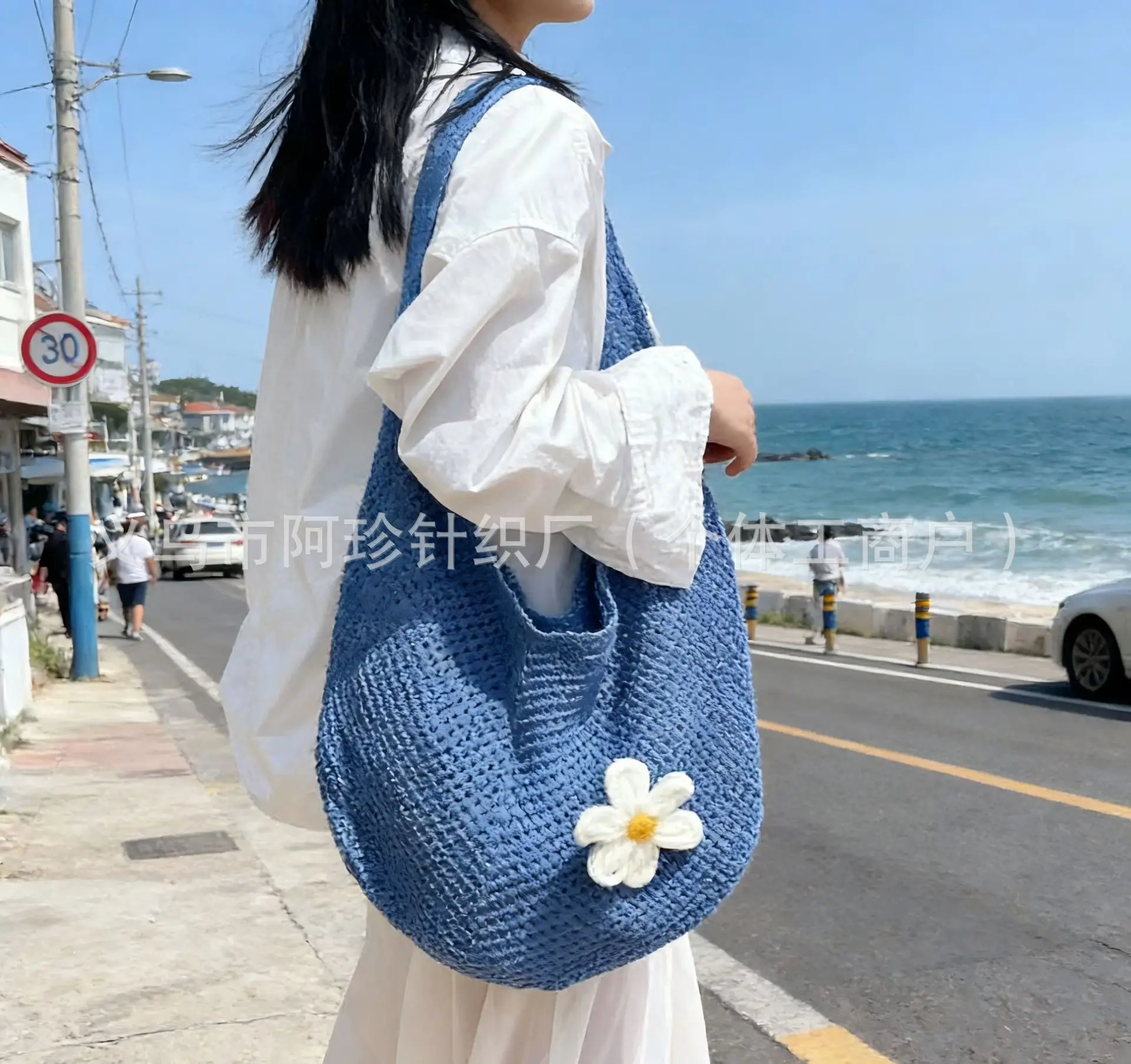 Women's Straw Flower Bag Large Capacity Beach Travel — feature 12