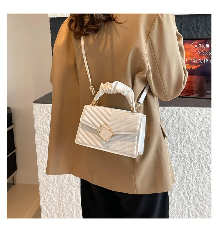 Korean Style Pleated Handbag Women 2025 Summer — feature 10