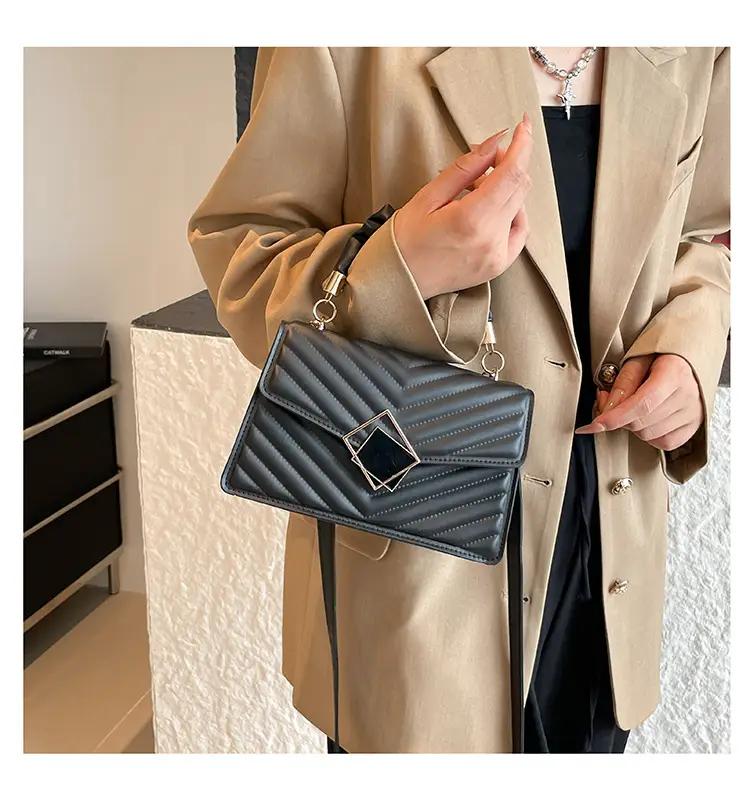 Korean Style Pleated Handbag Women 2025 Summer — feature 13