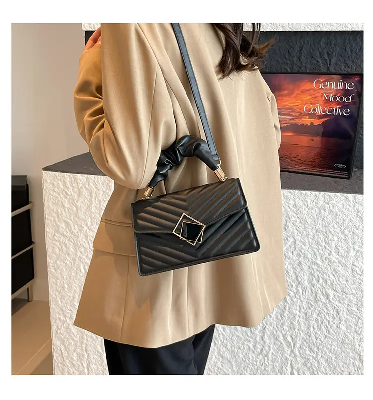 Korean Style Pleated Handbag Women 2025 Summer — feature 17