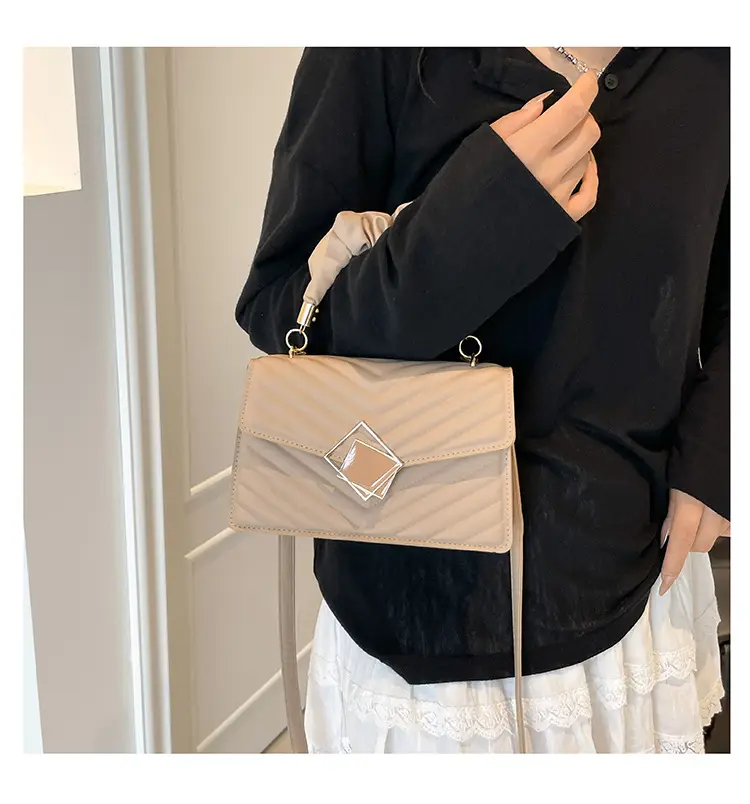Korean Style Pleated Handbag Women 2025 Summer — feature 18