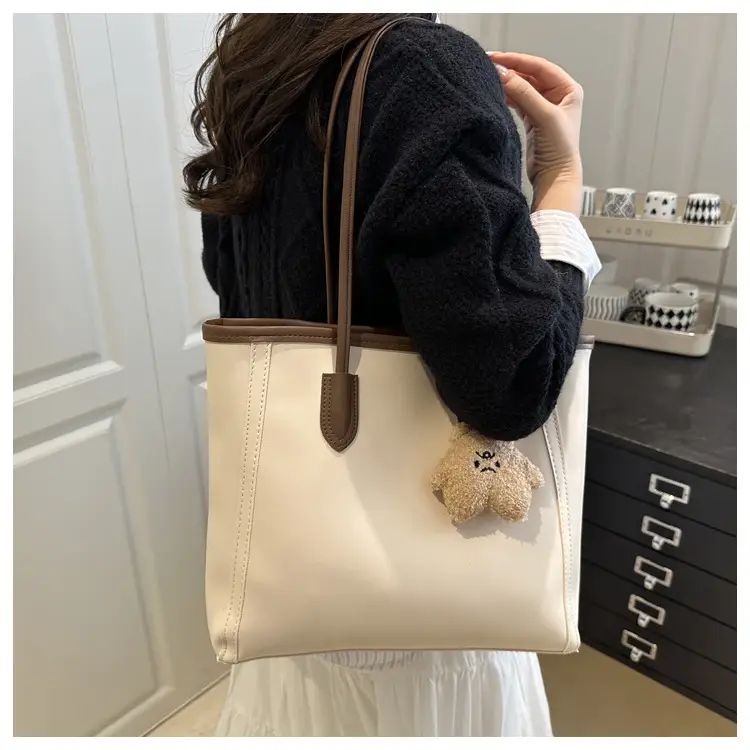 Korean Style Armpit Bag with Pom Pom Charm — feature 17