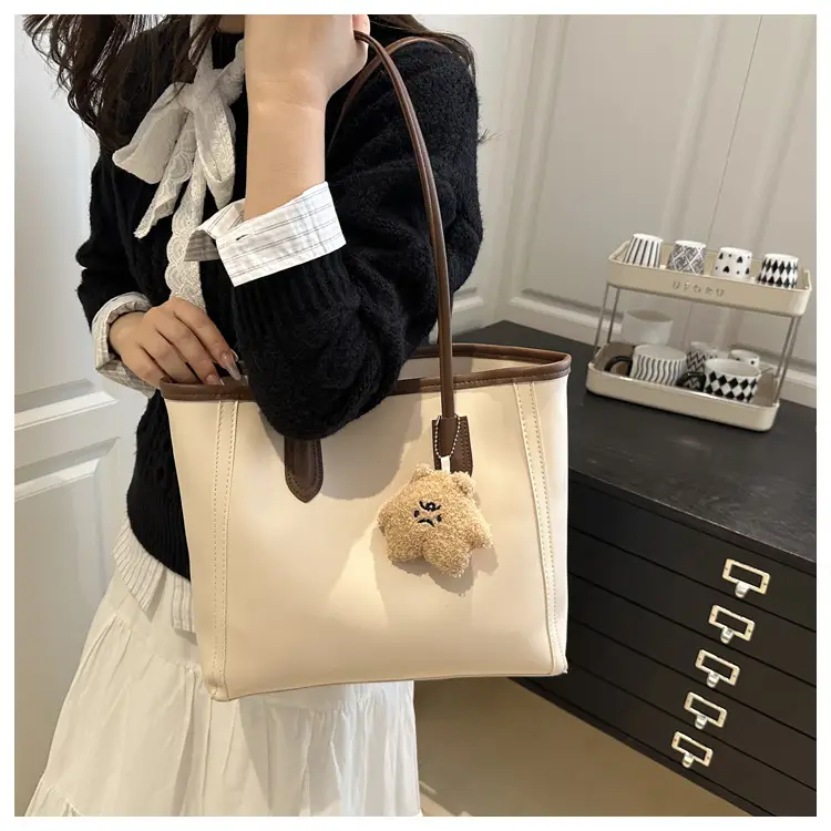 Korean Style Armpit Bag with Pom Pom Charm — feature 18