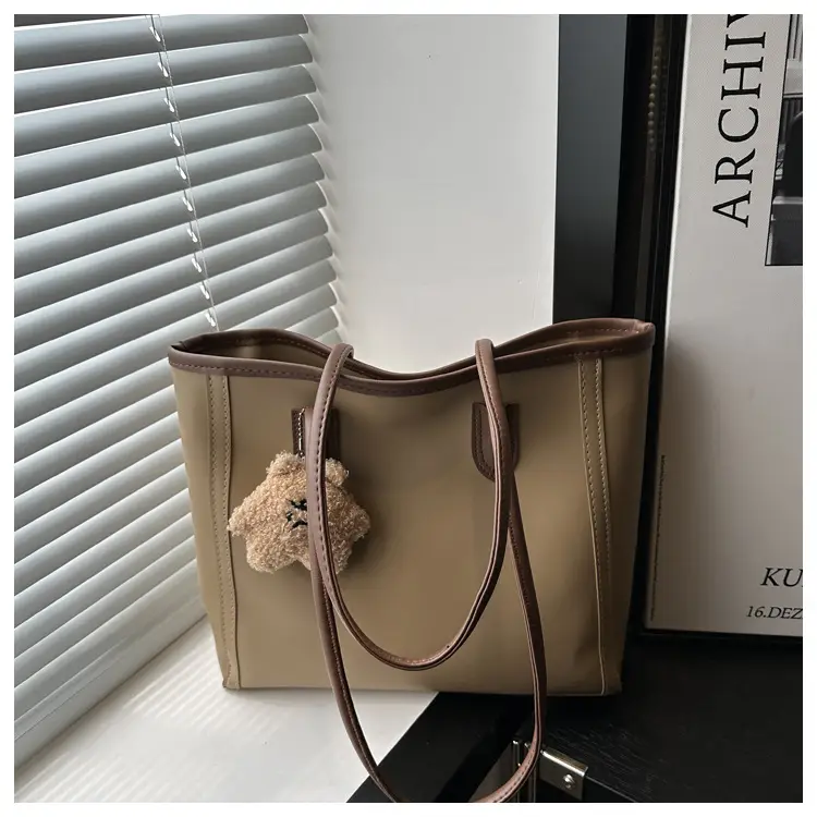 Korean Style Armpit Bag with Pom Pom Charm — feature 22
