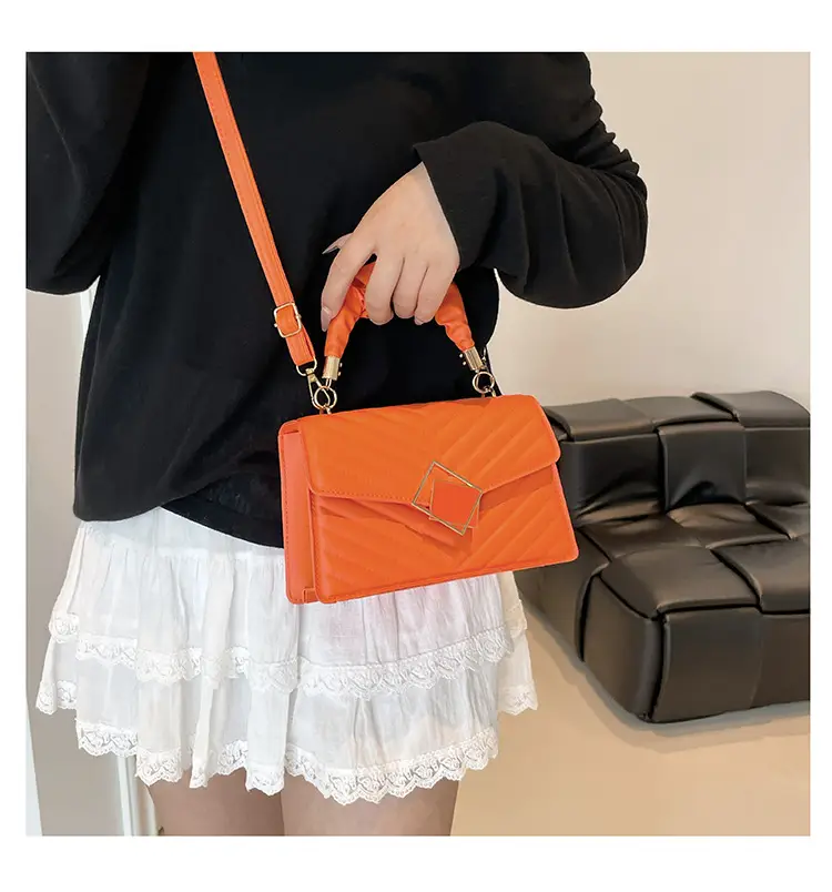 Stylish Embossed Diamond Bag for Women 2025 — feature 17