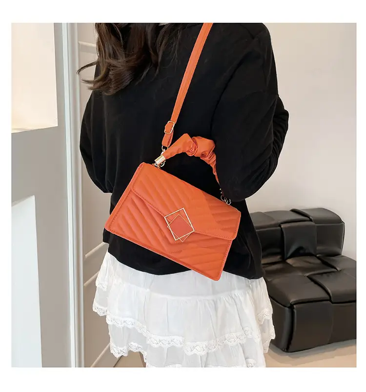 Stylish Embossed Diamond Bag for Women 2025 — feature 18