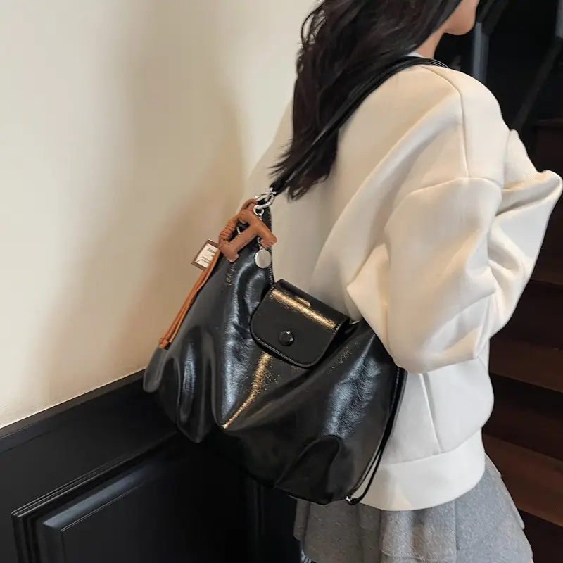 White Crossbody Shoulder Bag with Leather Strap - Image 13