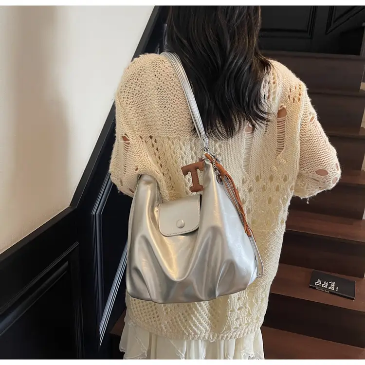 White Crossbody Shoulder Bag with Leather Strap — feature 25