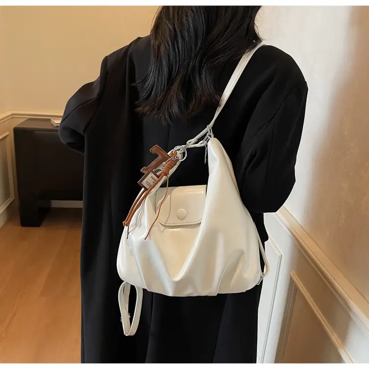 White Crossbody Shoulder Bag with Leather Strap — feature 39