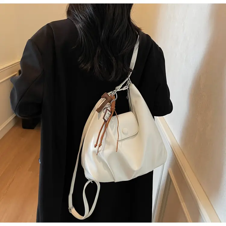 White Crossbody Shoulder Bag with Leather Strap — feature 40