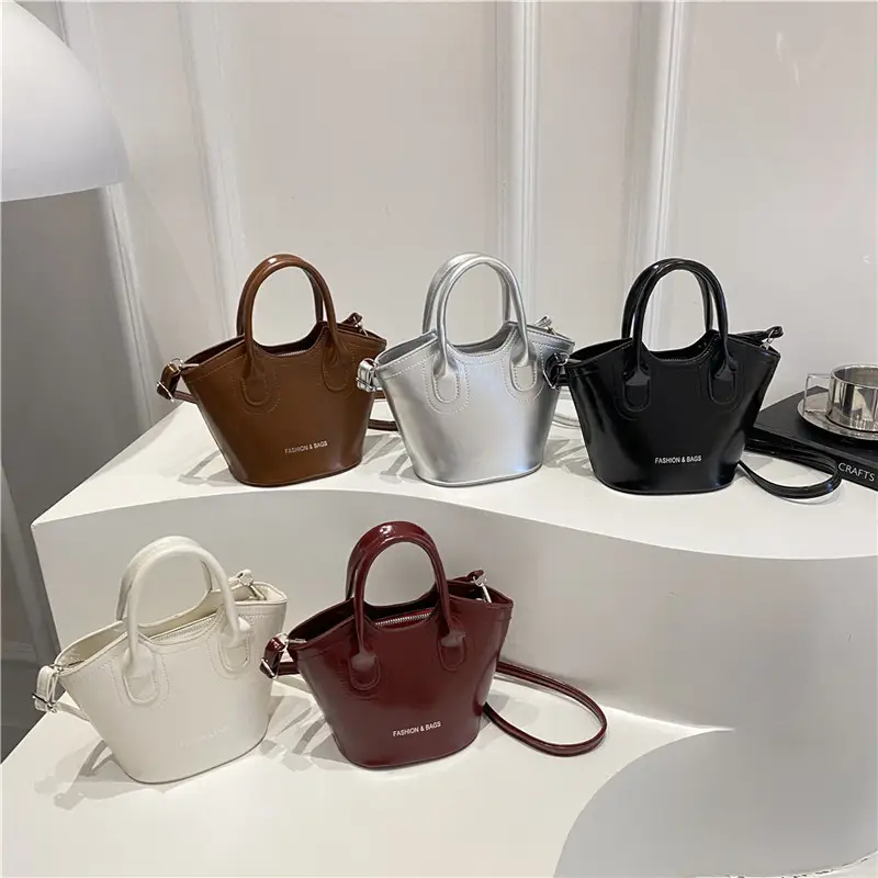 Trendy Grey Leather Bucket Bag 2025 - Image 9