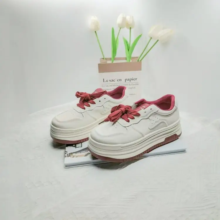 Women White Casual Sneakers with Red Laces — feature 11