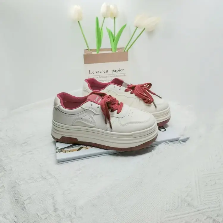 Women White Casual Sneakers with Red Laces — feature 13