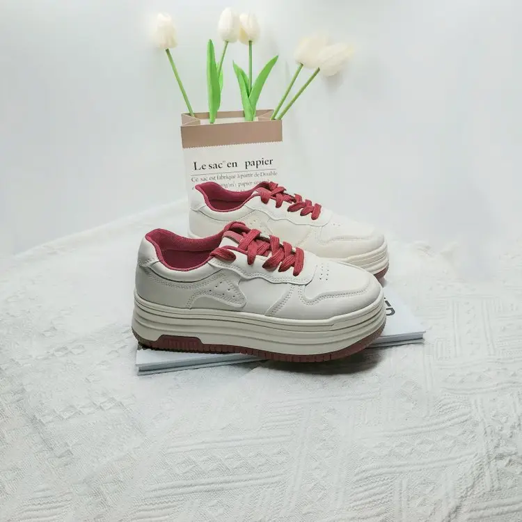 Women White Casual Sneakers with Red Laces - Image 2